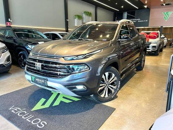 FIAT TORO 2.0 16V TURBO DIESEL VOLCANO 4WD AT9 FIAT TORO 2.0 16V TURBO DIESEL VOLCANO 4WD AT9